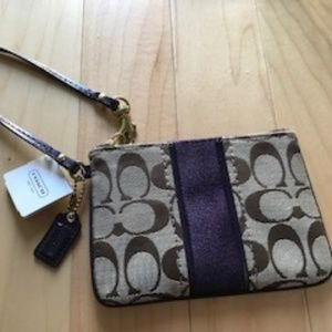 COACH SIGNATURE PURPLE STRIPE SMALL WRISTLET